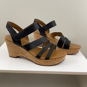 Naturalizer Women’s Cynthia Wedge Sandals 9 black strappy leather cork platform